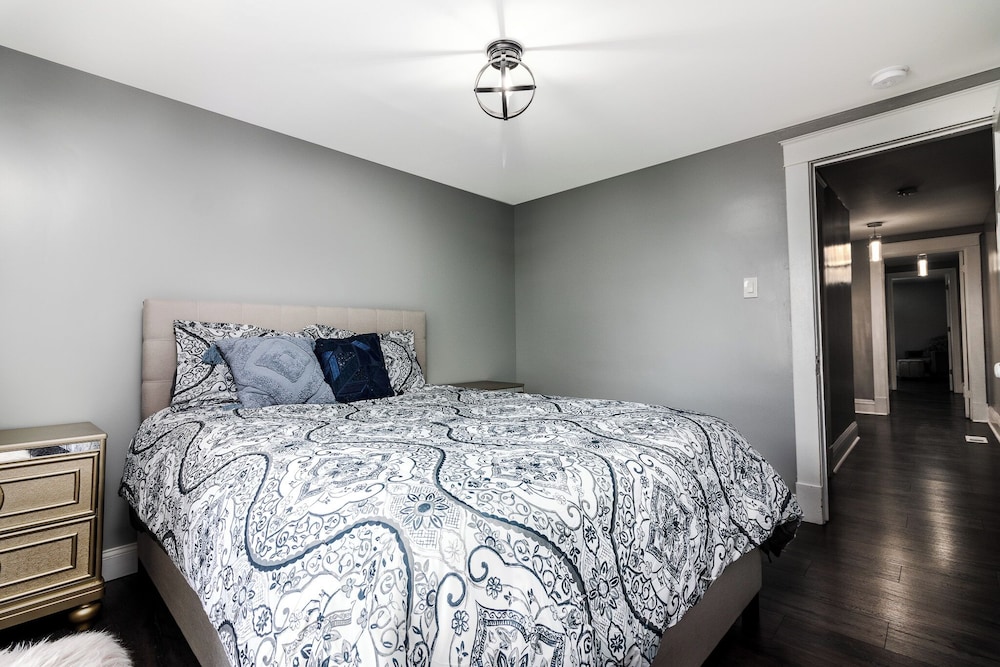 Double House Rental – 11Br Perfect For Big Groups