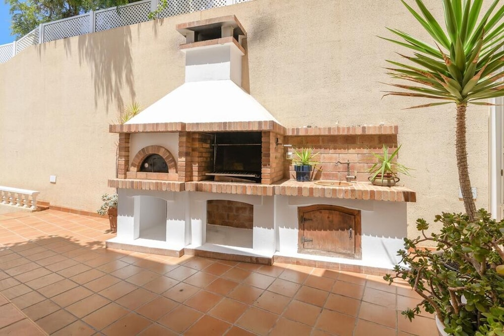 Bayside Concha House Beachfront Oasis With Heated Pool