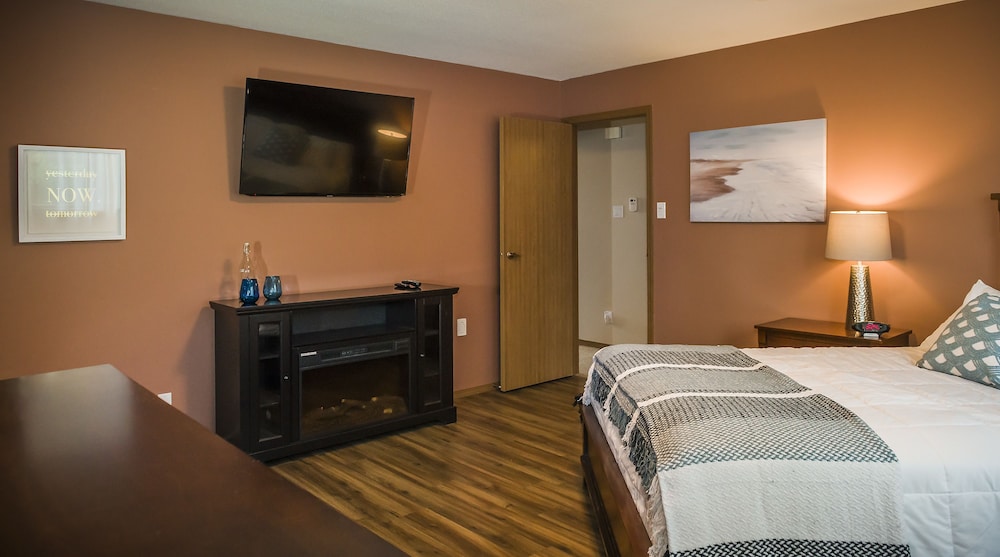 Brandon Vacations - Wheat City Retreat - Property Image 4