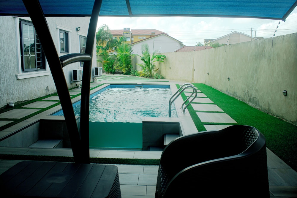 Photo 41