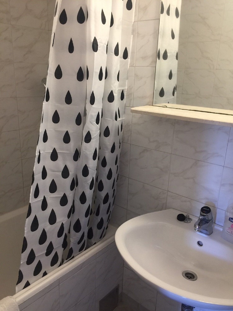 Katarina Rooms