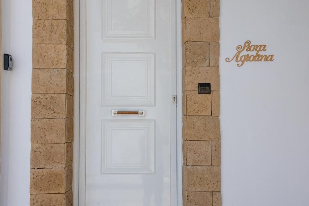Siora Agiolina 2 BD Private Pool Villa