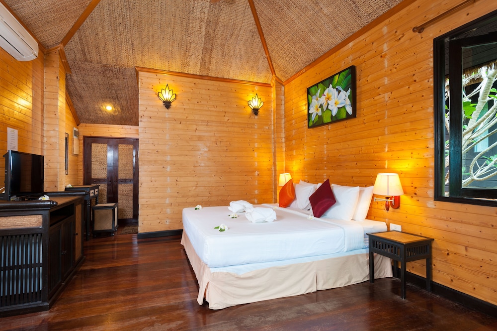 Palm Leaf Resort
