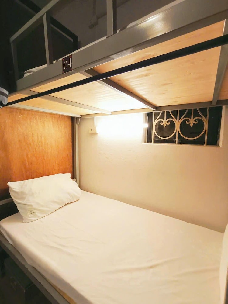 Viet Vintage Hostel & Pub