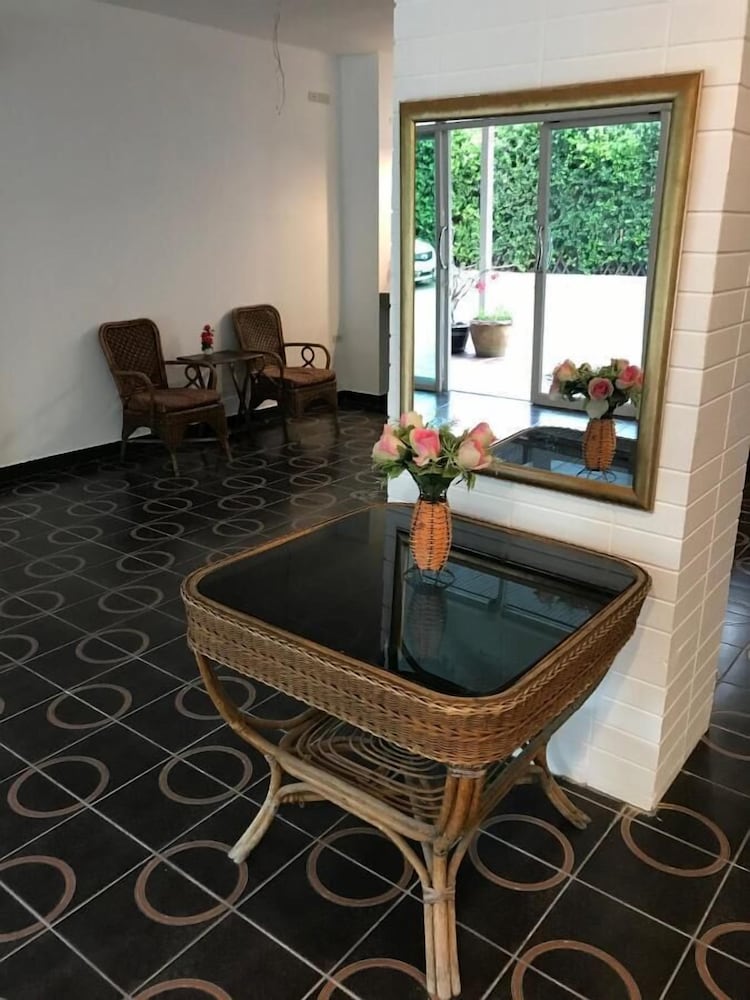 K2 Seaside Suites