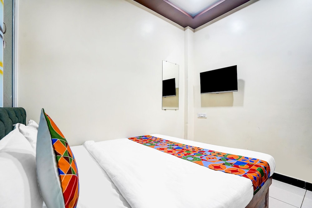 Fabhotel Matrakripa