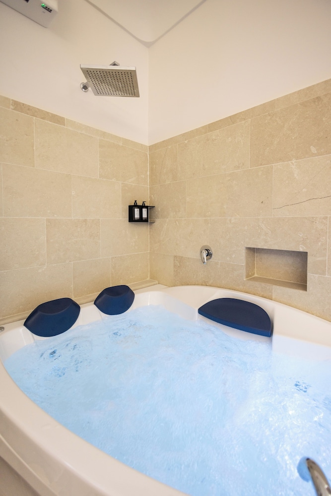 Noto Boutique Hotel