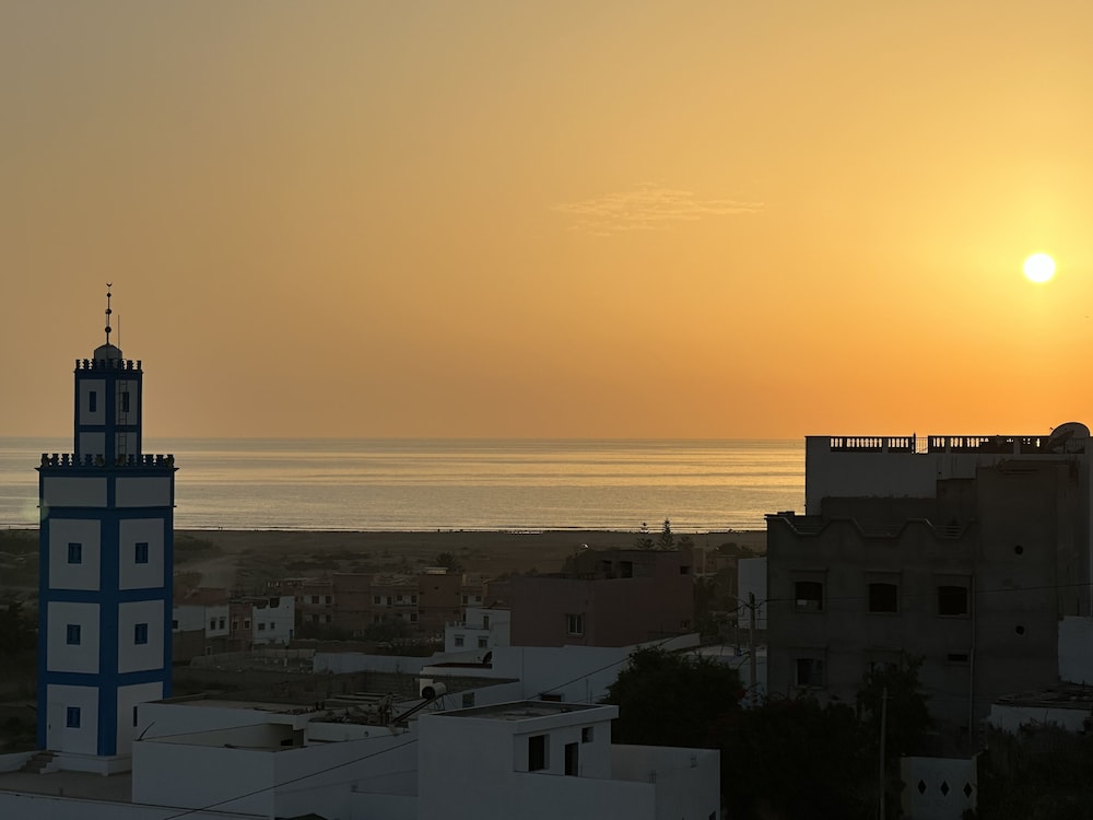 DAR SANAE SURF view 5