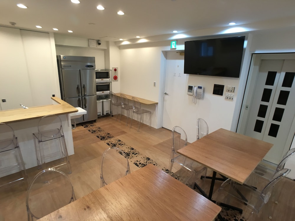 One World Osaka Central - Hostel