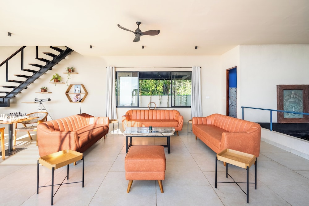 Jiya Villa Uluwatu - Panoramic Terraces with Stunning Views, Luxury Service and Entertainment