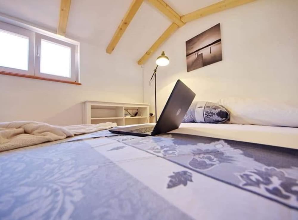 Bay House Rosohotnica