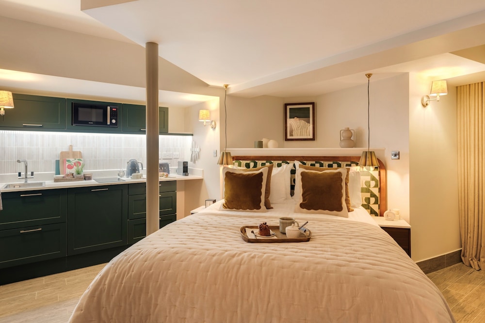 Tower Bridge Road Your Apartment