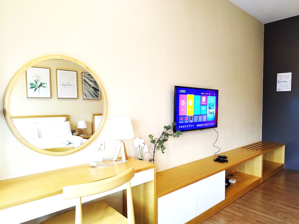 KLCC CityTowerViewSty5Pax CeylonzSuite