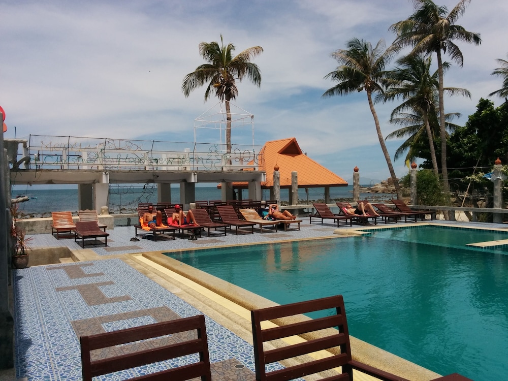 Paradise Bungalows