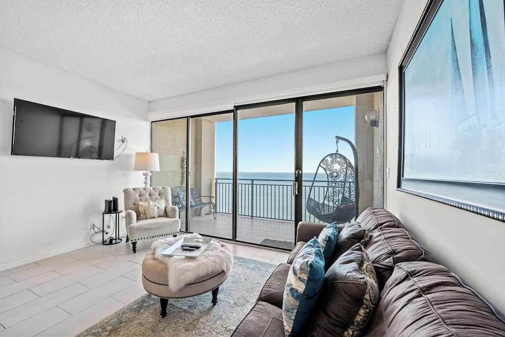 Units at Ocean Forest Plaza by Elliott Beach Rentals