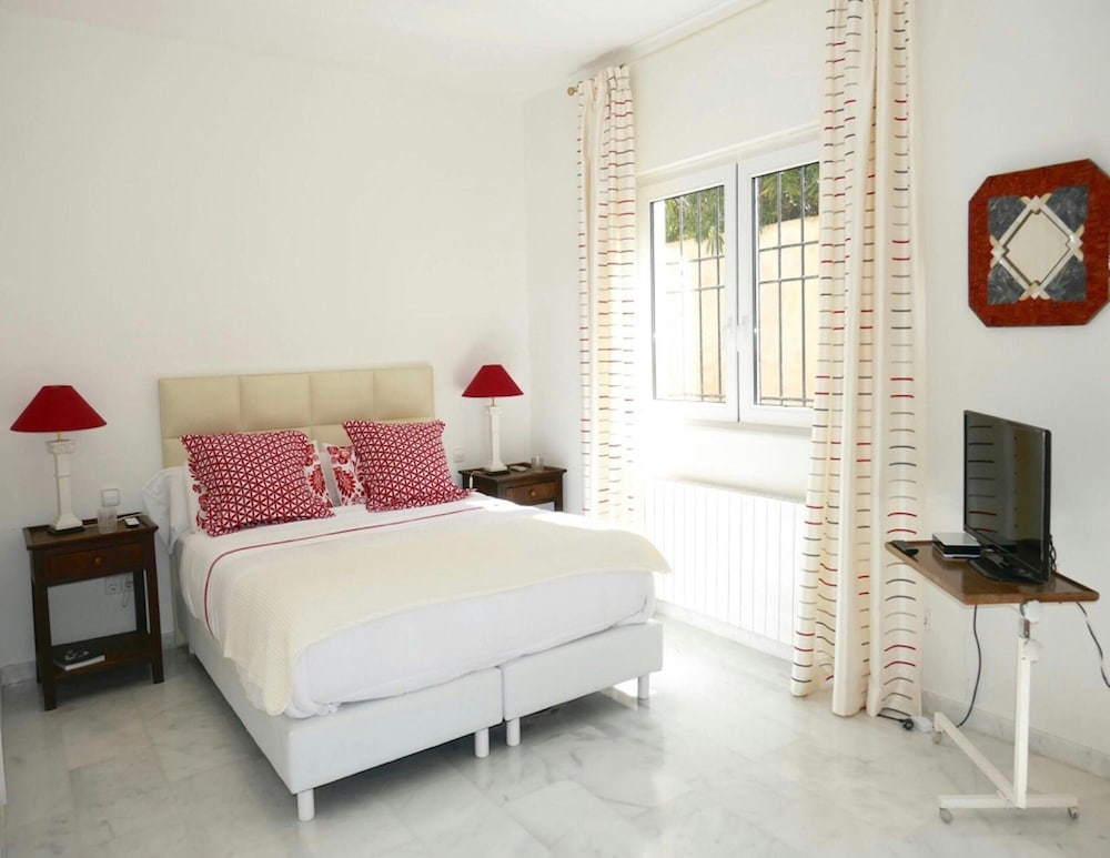 Villa With Golf-course Views