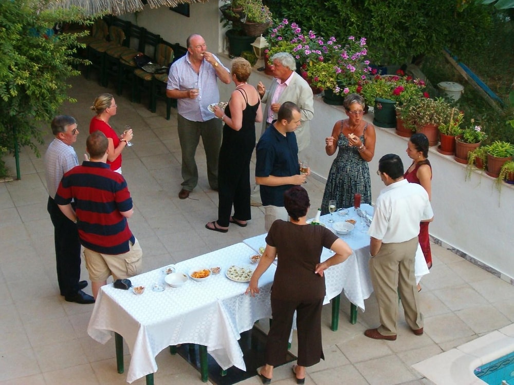 Mandalinn Hotel