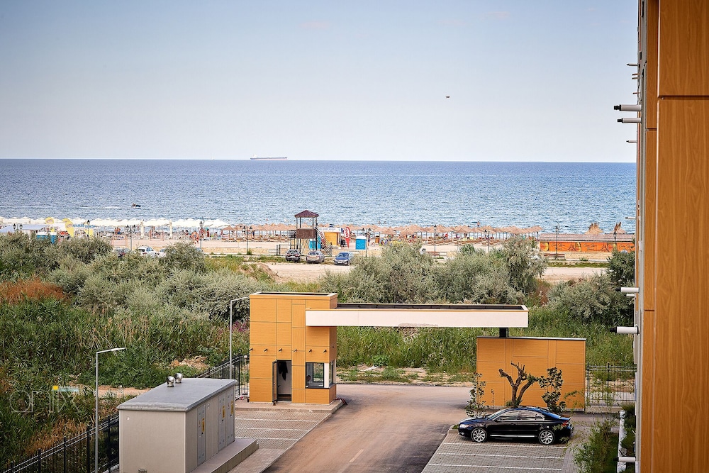 ONIX NS Studios Resort