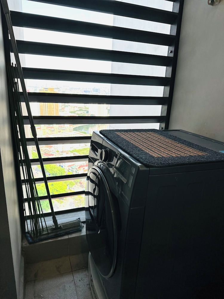 Hagi APT - Vinhomes Metropolis in Ha Noi