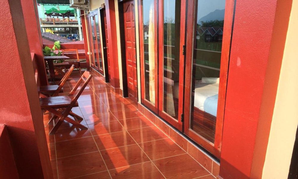 Popular View Guesthouse
