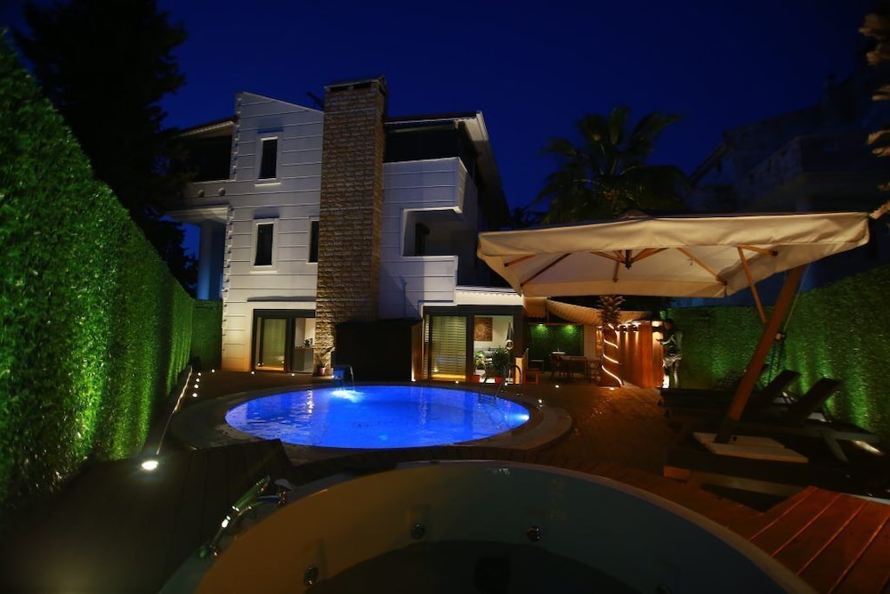 Villa De Papel
