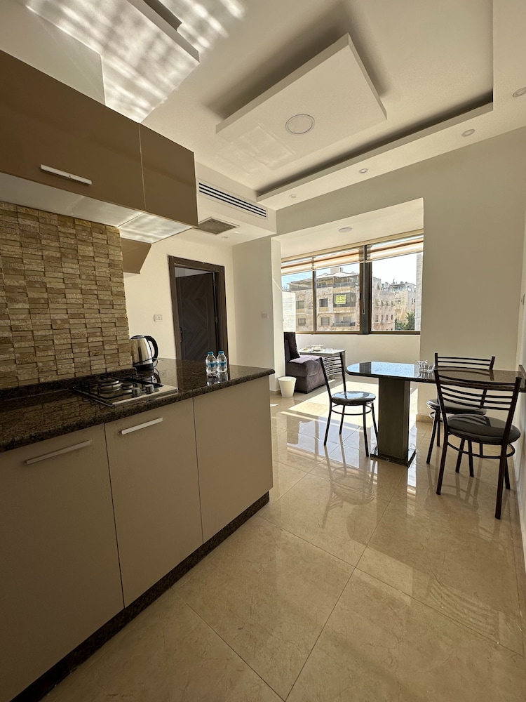 Charming Amman Apartment With Electric Heating & Pool Access