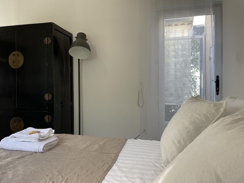 Chambre Luxe Piscine Jardin vue Palmeraie Cuisine
