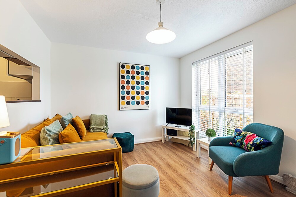 Charming One Bedroom Flat in Rotherhithe