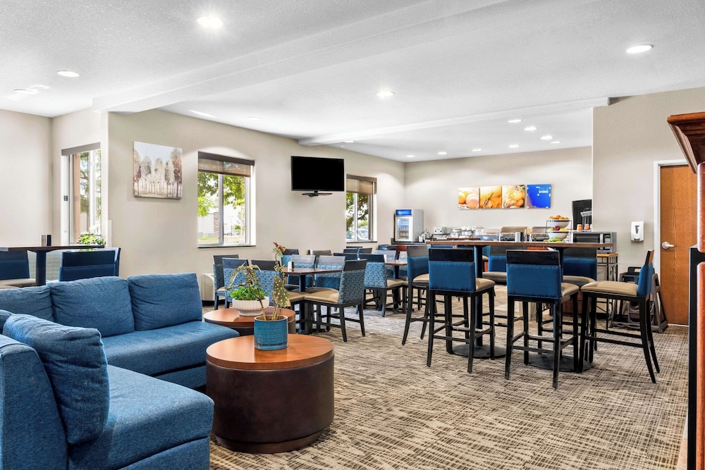 Riverton Vacations - Comfort Inn And Suites - Property Image 5