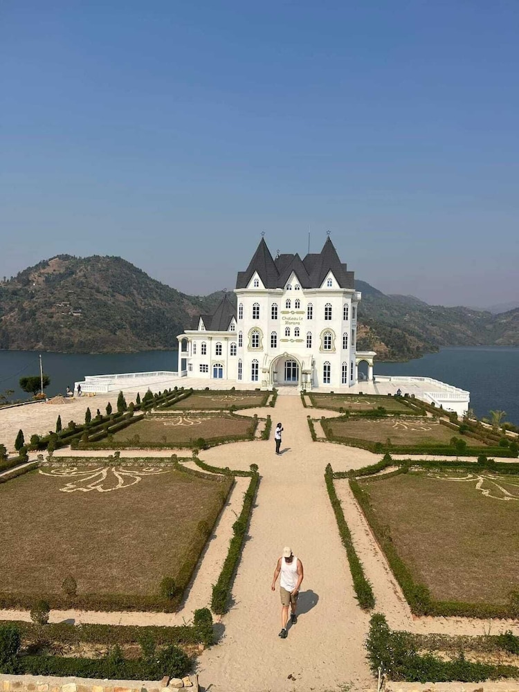 chateau le marara