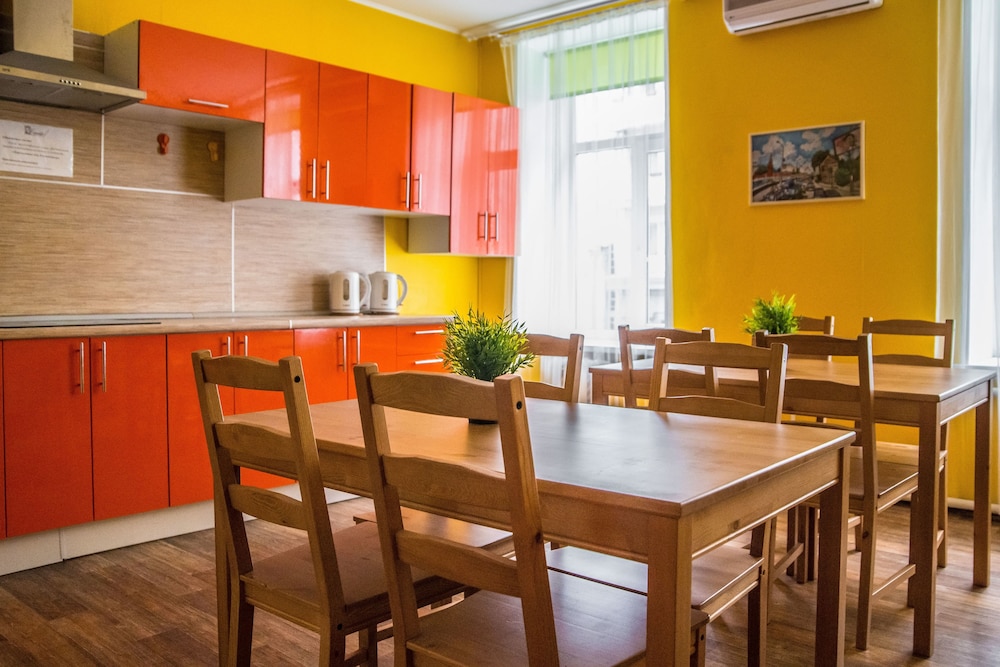 Hostel Esenin