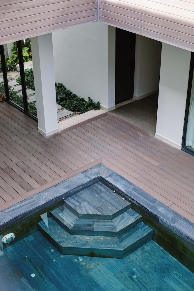 The Palm Nest Cam Ranh Pool Villa
