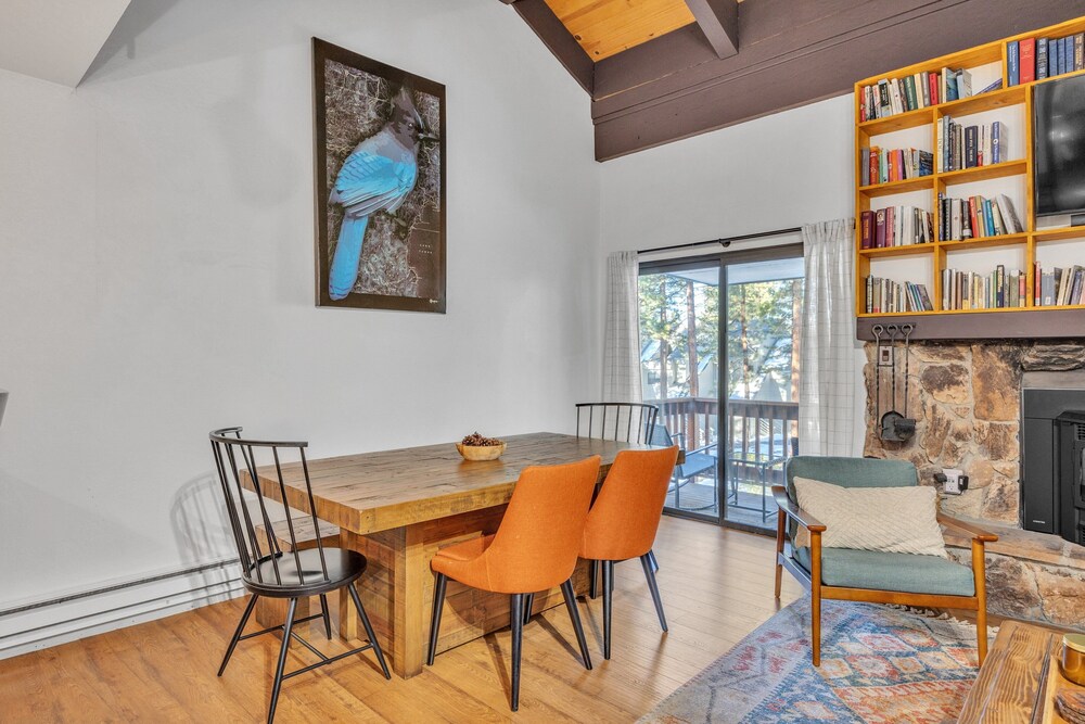 Alpine Retreat In The Heart Of Incline Village 2 Bedroom Condo
