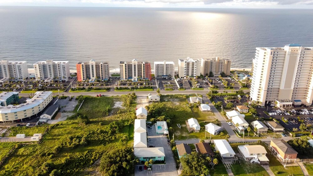 Peaceful Condo in Gulf Shores With Outdoor Pool view 2