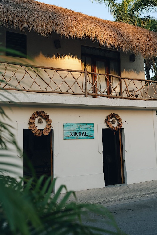 Hotel Xiknal Cozumel - Image 1