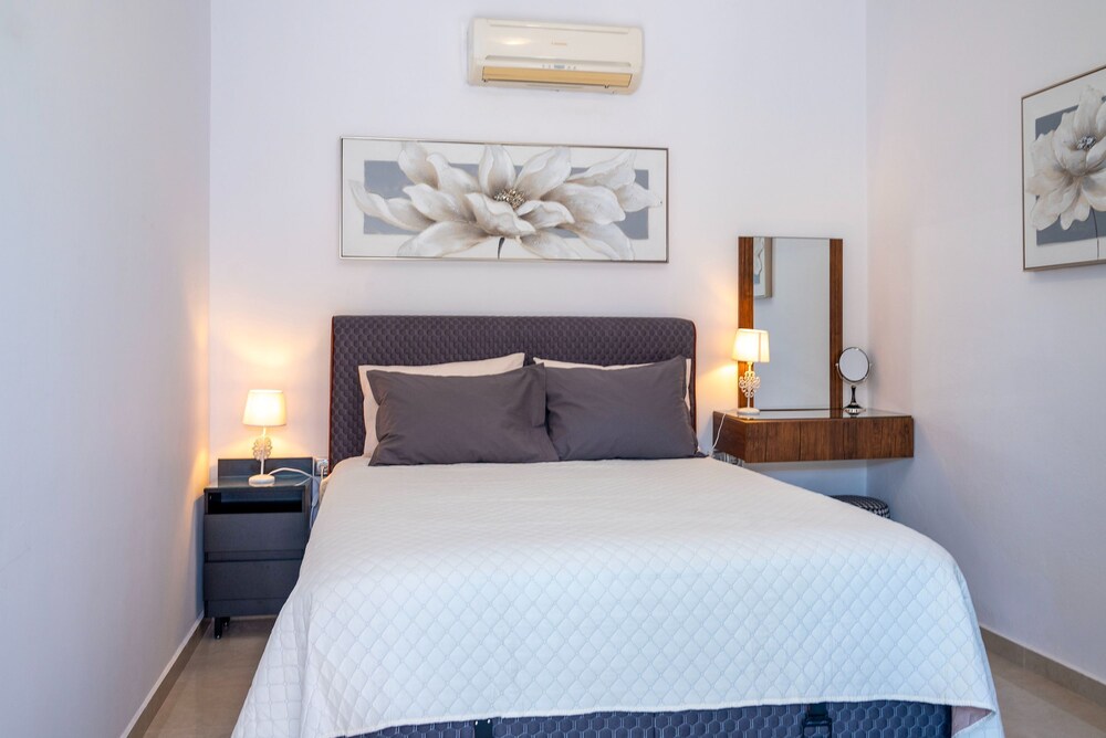 Avli Village House With Private Jacuzzi