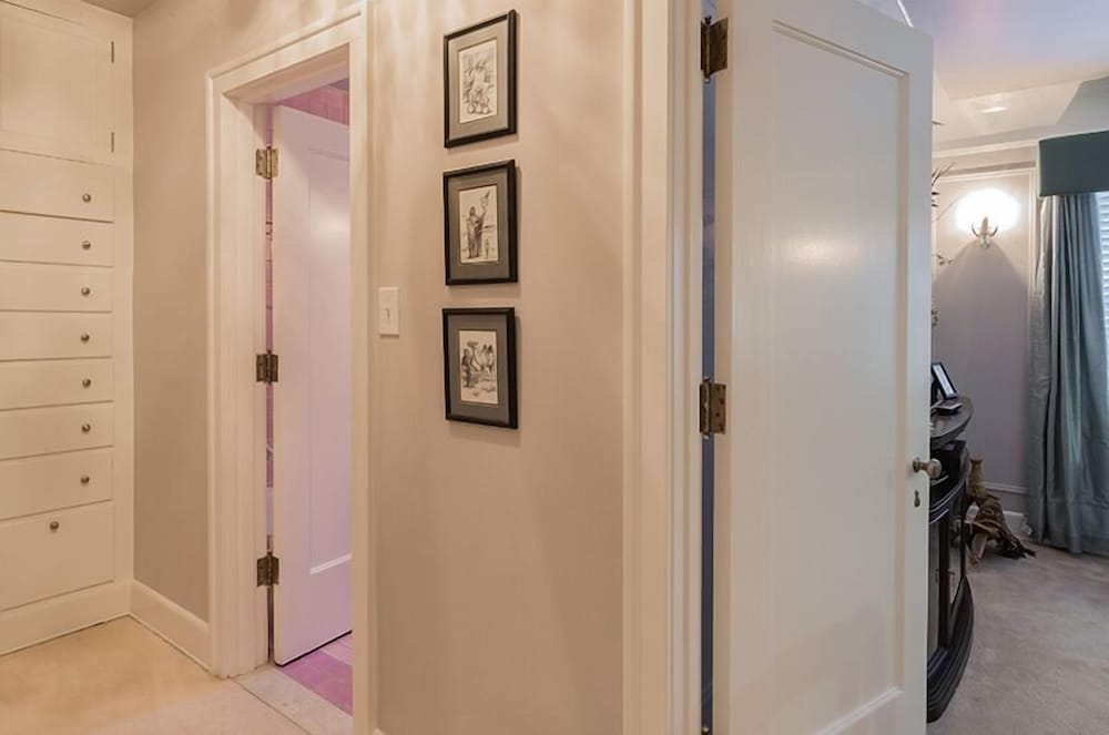 Knob Hill Bed & Breakfast