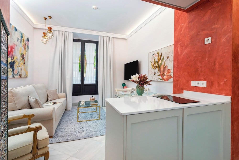 Exclusive Apartment in Seville.plaza del Museo 001