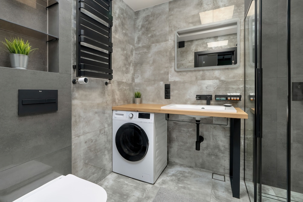 Black and Green Apartment by Renters view 2