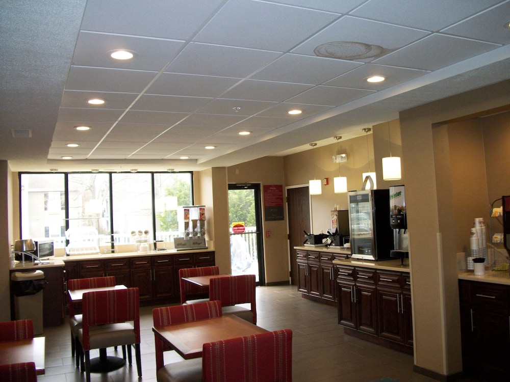 Dover Vacations - Comfort Suites Dover - Property Image 13