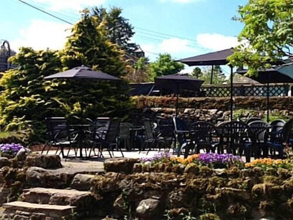 Penrith Vacations - Punch Bowl Inn - Property Image 25