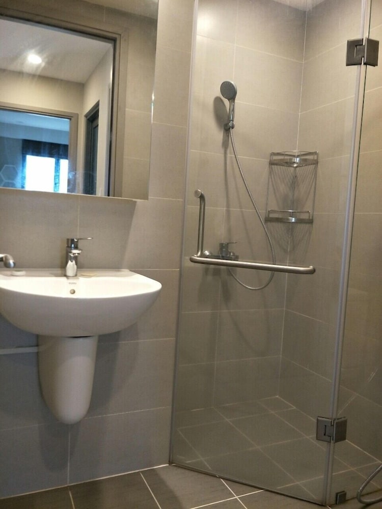 The GoldView Luxury Apartment