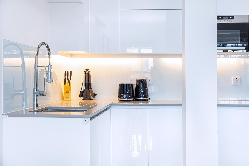 Stylish Three-bed Flat in Marylebone