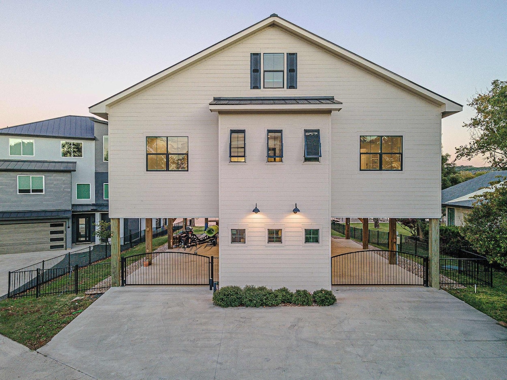 Immaculate Waterfront Home for 16 w/ Private Dock!