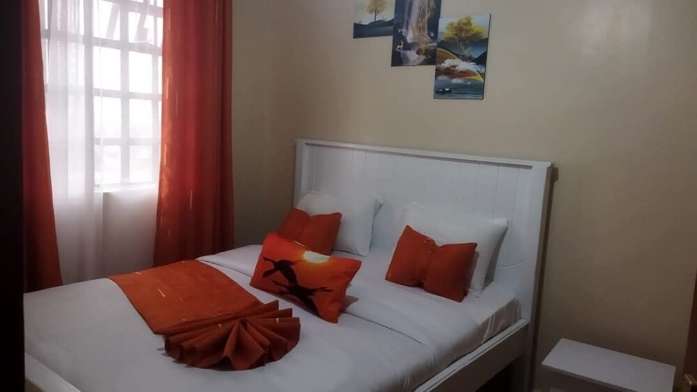 Lux Suites Khetias Apartments Naivasha