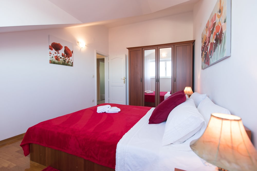 Cozy Stay Apartments