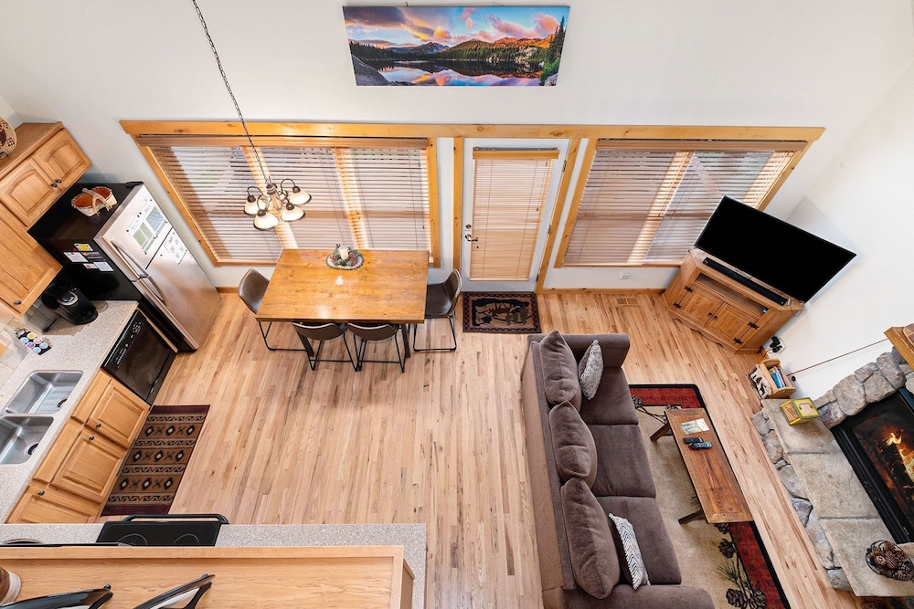Cozy Solitude Cabins - Estes Park CO