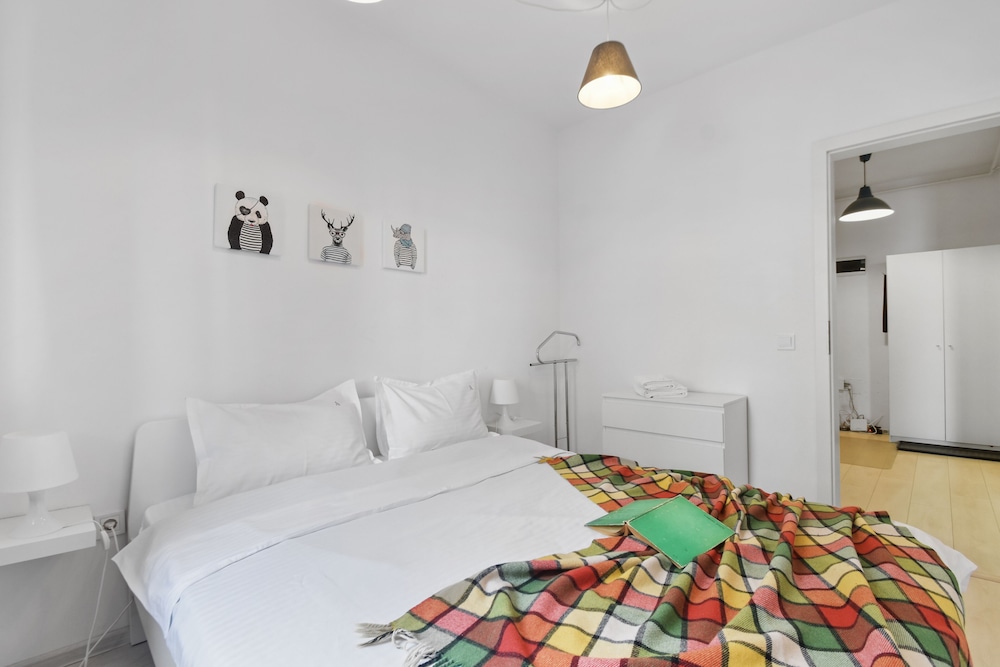 Blue Apartment near Shopping City Brasov view 3