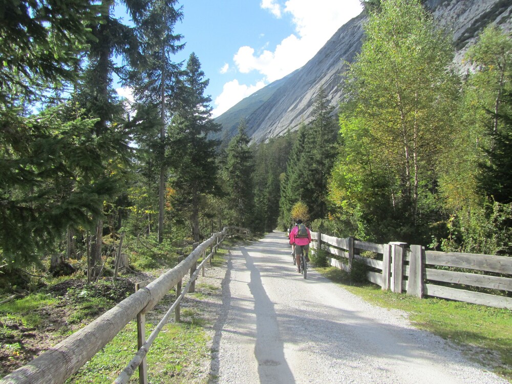 Photo 25