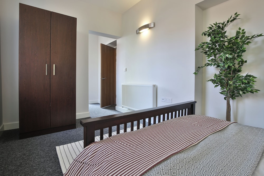 Student Only Dean Clarke Lofts